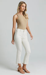 Elizena Jeans - Mid Rise Step Hem Cropped Denim Jeans in Ecru