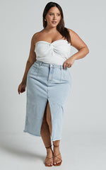 Janeve Midi Skirt - Front Split Denim Skirt in MID WASH