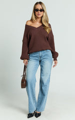 Kartia Jumper - V Neck Jumper in Chocolate