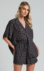 Brunita Shirt - Relaxed Short Sleeve Shirt in Sol De Cruz